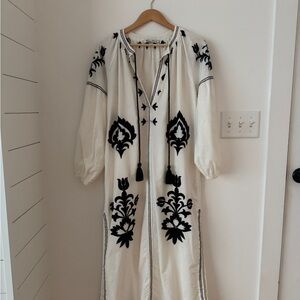 Zara Black and White Embroidered kaftan ***tassel ***